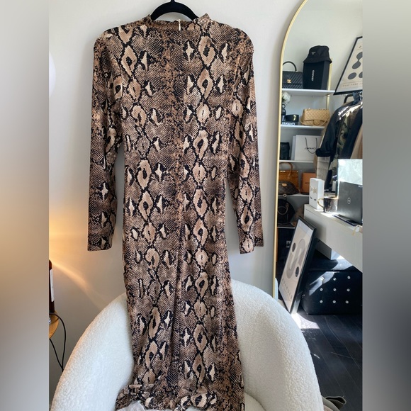 Snakeskin dress - Picture 4 of 4